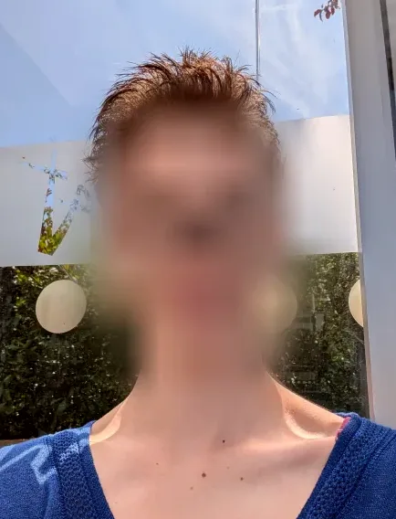 Holly, 22