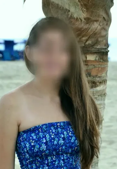 Kayleigh, 28
