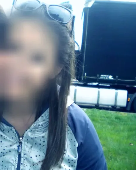 Millie, 28
